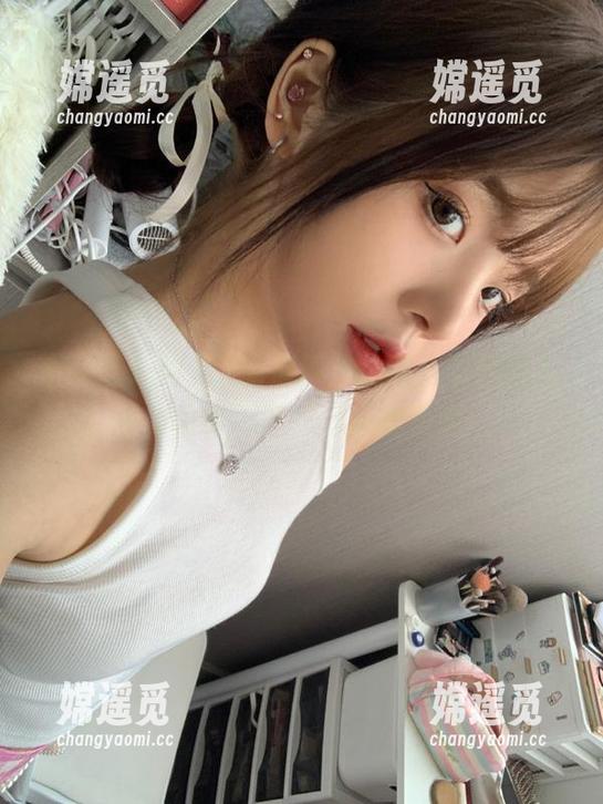17吃瓜网传送门，带你进入最新的吃瓜世界，乐趣无限！