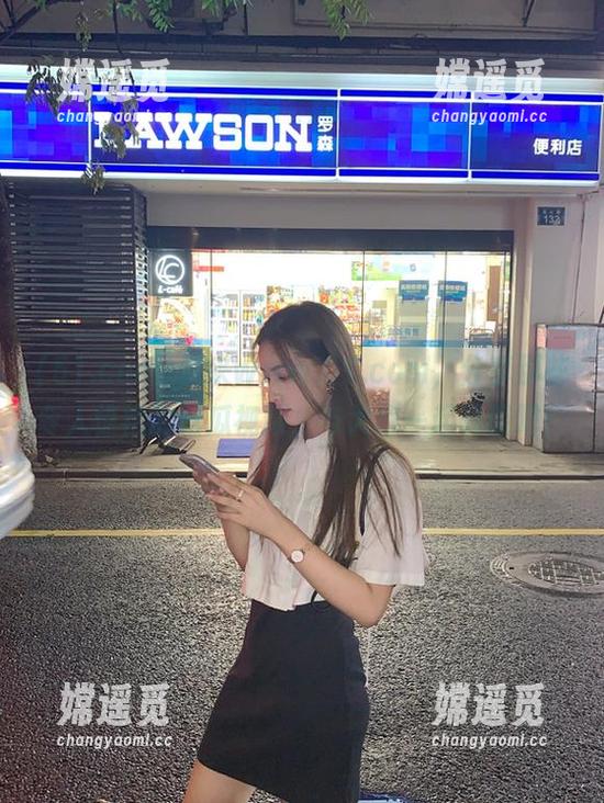 快来www.51.com，分享那些令人惊艳的吃瓜视频，与大家一起畅谈吧！