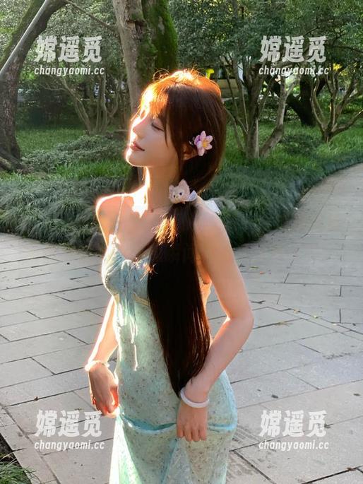 51cg 走进51cgfun网站,发现那些真实而又搞笑的吃瓜瞬间,让你捧腹大笑!