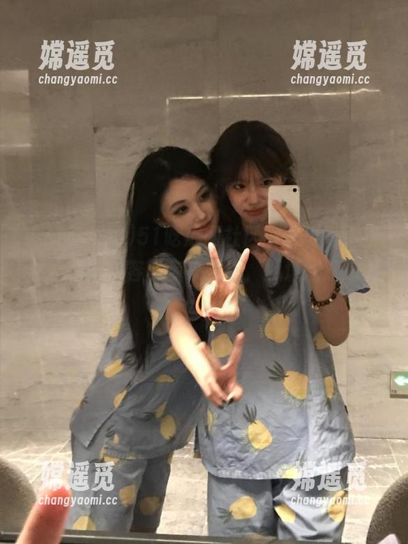 51吃瓜网社区，吃瓜高手汇聚，精彩内容等你来发现，网址欢迎访问！