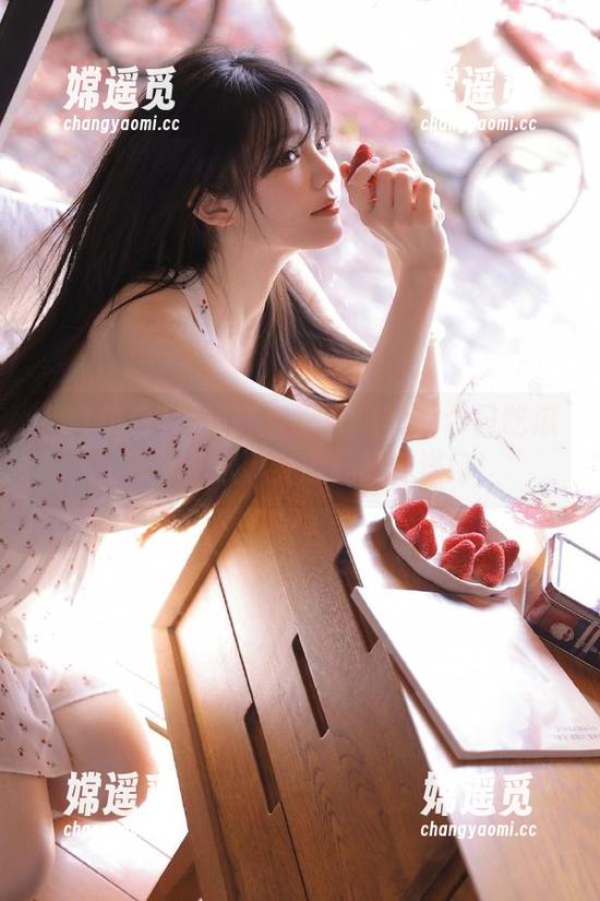 51热门 最新鲜出炉的51热门今日吃瓜,带你进入八卦世界的传送门!