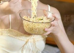 爱吃瓜的小伙伴们，赶紧上“91cg.cim”首页，精彩内容等你分享！