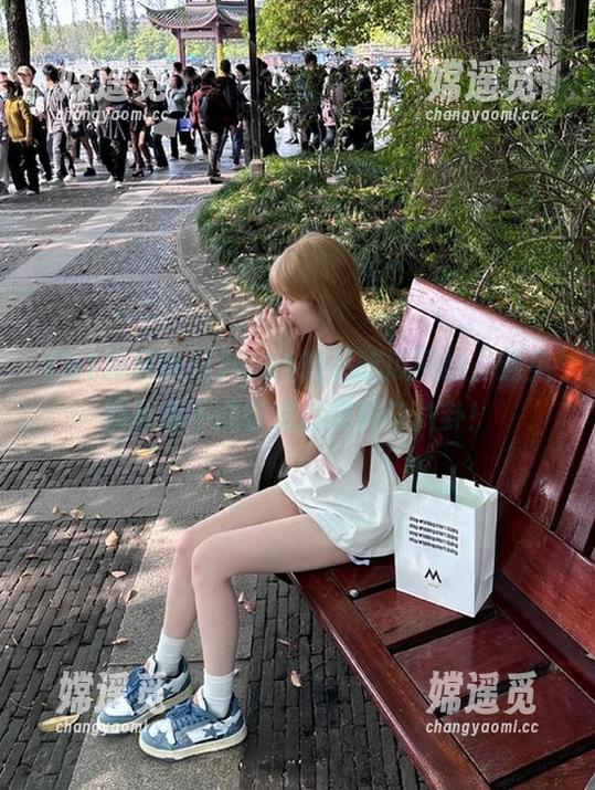 91精品吃瓜 在91精品吃瓜网址,遇见那些你不能错过的爆料与八卦!