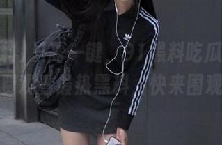 只需一键，91黑料吃瓜专区让你免费观看最热黑料，快来围观吧！