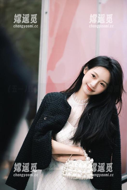 赶快登录五一在线吃瓜，探索动漫游戏的欢乐世界！