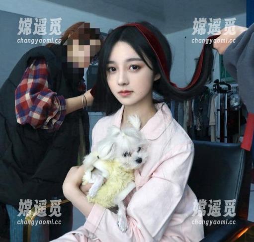 吃瓜网站 亲密接触,给个吃瓜网站入口,解锁你懂的娱乐八卦第一手资讯