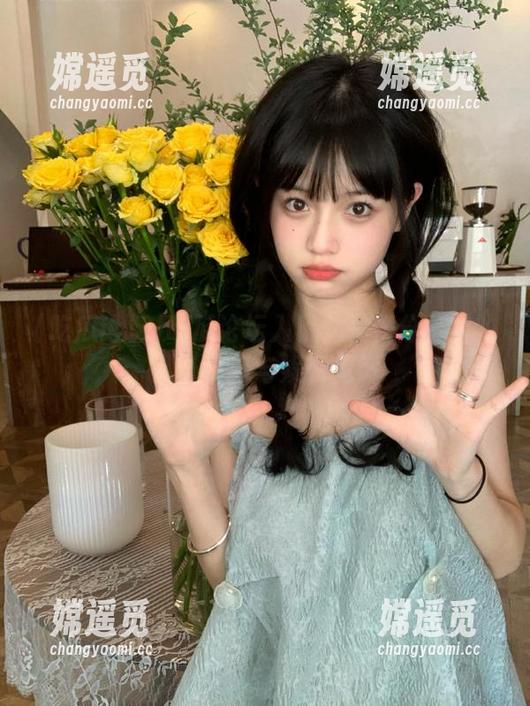 吃瓜论坛入口：轻松分享你的八卦故事与娱乐见解