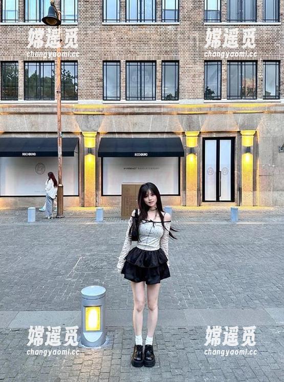 最新搞笑娱乐718消息：这个网站的首页竟然这么火爆！