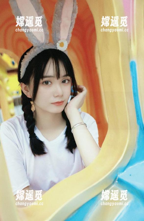 轻松获取我爱五一吃瓜网苹果版的最新地址，开始你的吃瓜之旅！