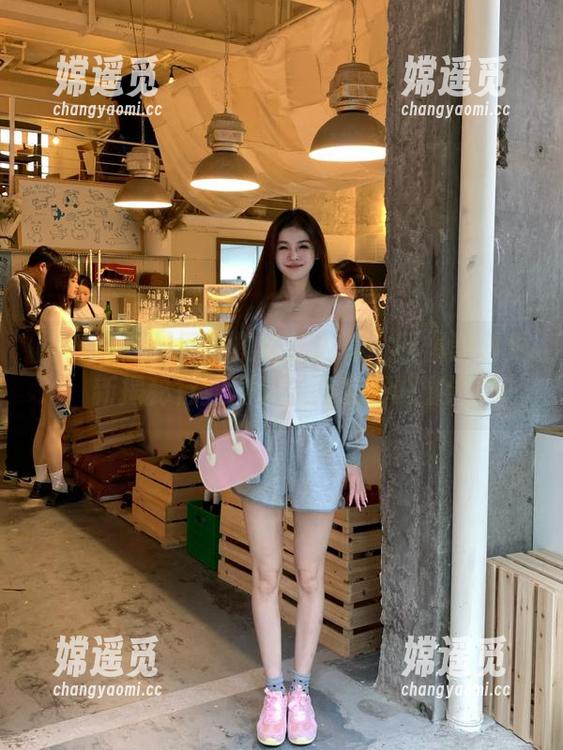 网爆黑料 网站推送新内容:网爆黑料更新揭秘行业内幕,网友评论激烈