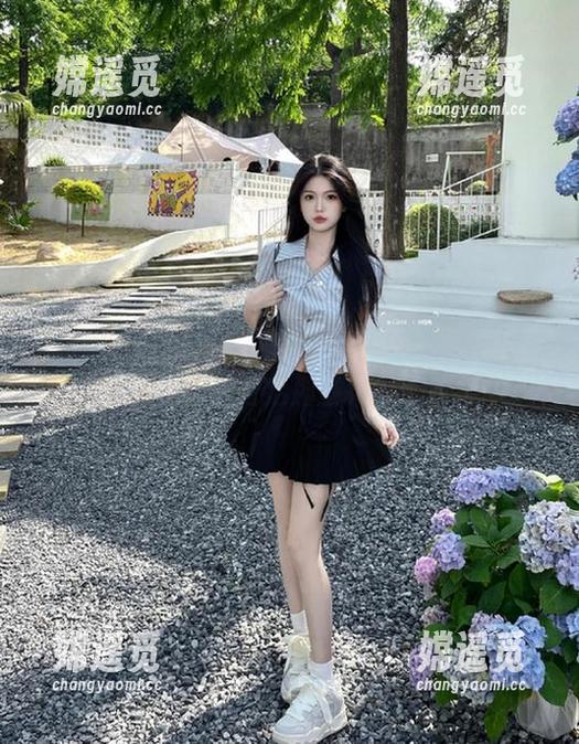 “91黑料吃瓜网”视频推荐：揭秘热门网站背后那些搞笑的吃瓜故事