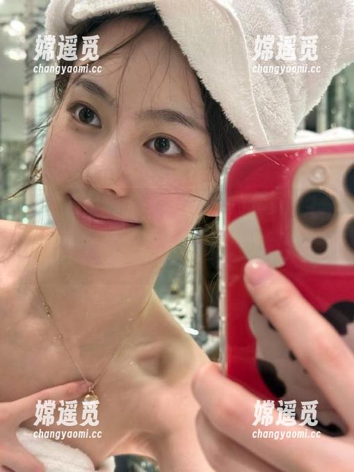 黑料网 黑料网最新回家线路分享,别忘了收藏,访问首页获取更多独家吃瓜新闻!